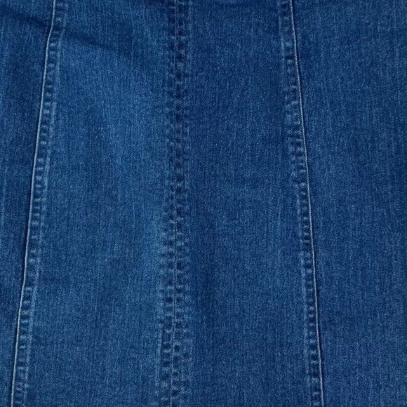 EUC Altar'd State M Stretchy Light Denim Back Zip A-Line Micro Mini Skirt - Picture 3 of 7